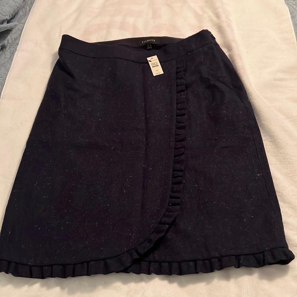 Talbots Navy blue ruffle hem lined wool size 10 skirt